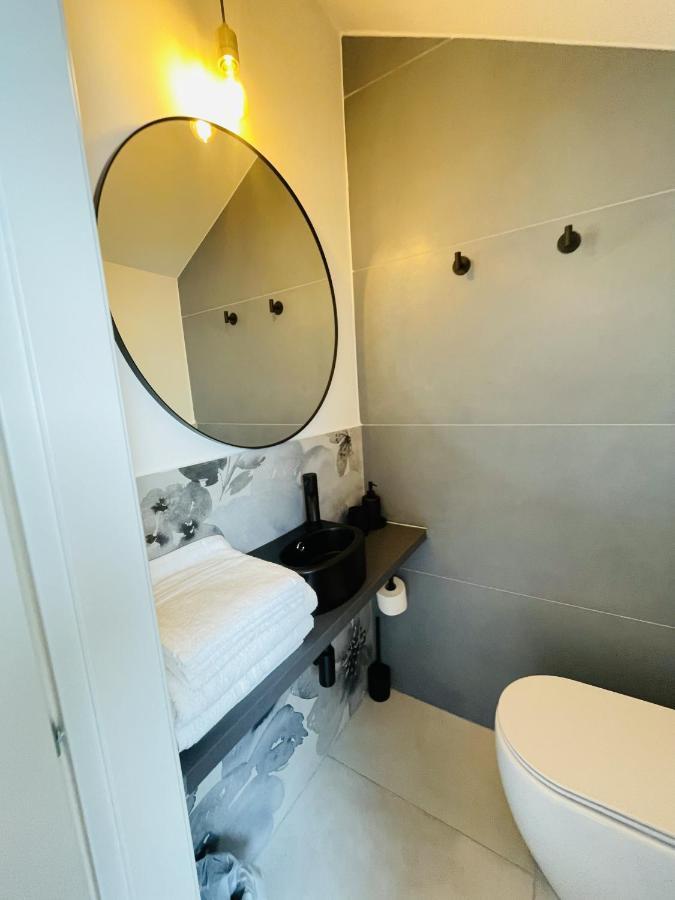 Lovely Mini Attic Apartment Rapallo Bagian luar foto